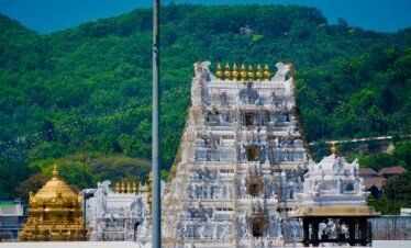 Tirupati darshan tour — Tirumala Venkateswara Temple golden gopuram sacred Saptagiri Hills Andhra Pradesh