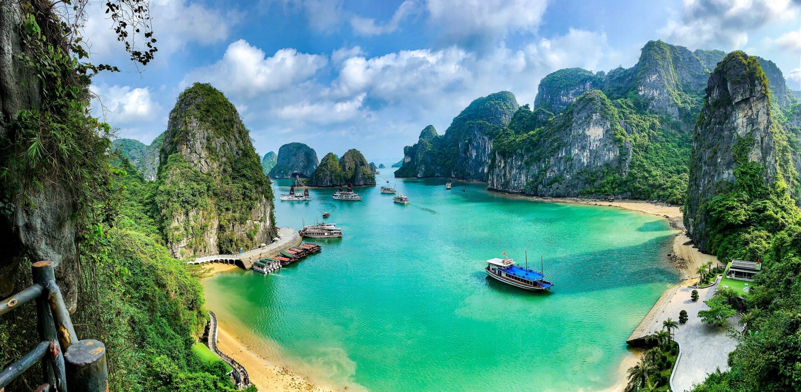 Charming Vietnam Tour 7 Days 6 Nights — Halong Bay Cruise and Hoi An Lanterns 2026