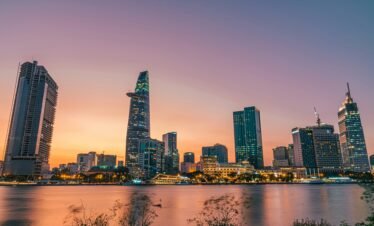 Vietnam North to South Tour 8 Days 7 Nights — Halong Bay Cruise and Ho Chi Minh City 2026